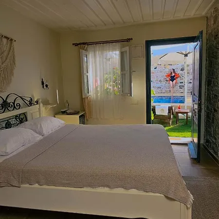 Avlu Cunda Ayvalik