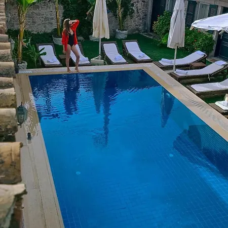 Avlu Cunda Hotel