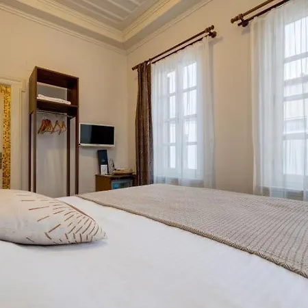 Avlu Cunda Hotel