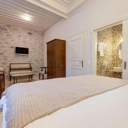 Avlu Cunda Ayvalik