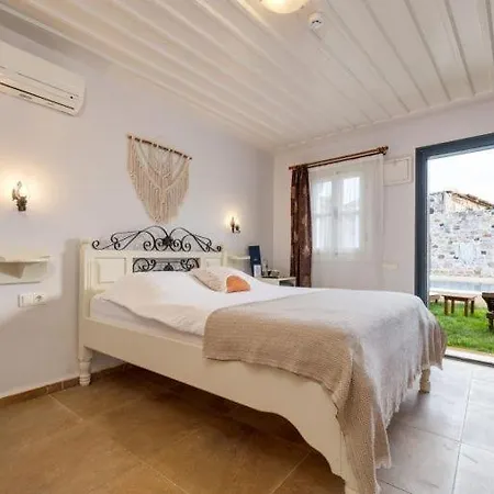 Avlu Cunda Hotel
