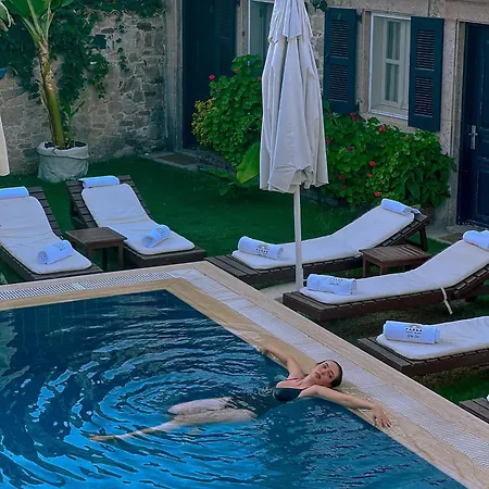 Avlu Cunda מלון Ayvalı